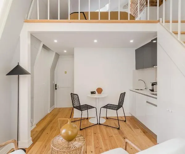 Casa Boma - Lighting & Modern With Balcony - Arroios Ii アパート